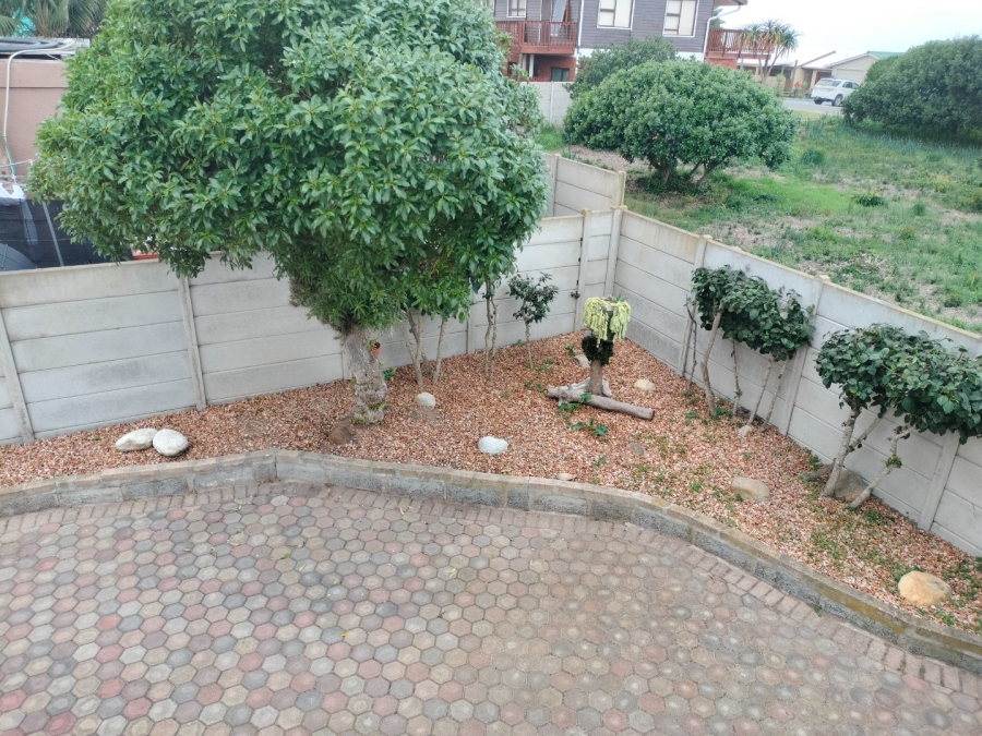 3 Bedroom Property for Sale in Reebok Western Cape